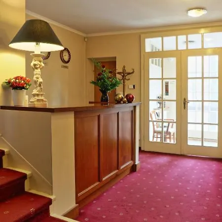 Villa Gold Poznan Гостевой дом