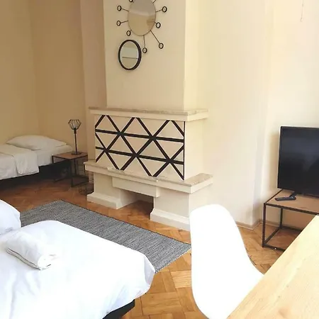 Villa Gold Poznan 2*