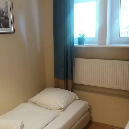 Villa Gold Poznan 2*