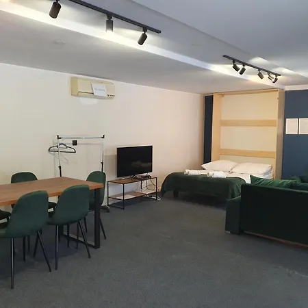 Gold Affittacamere 3*